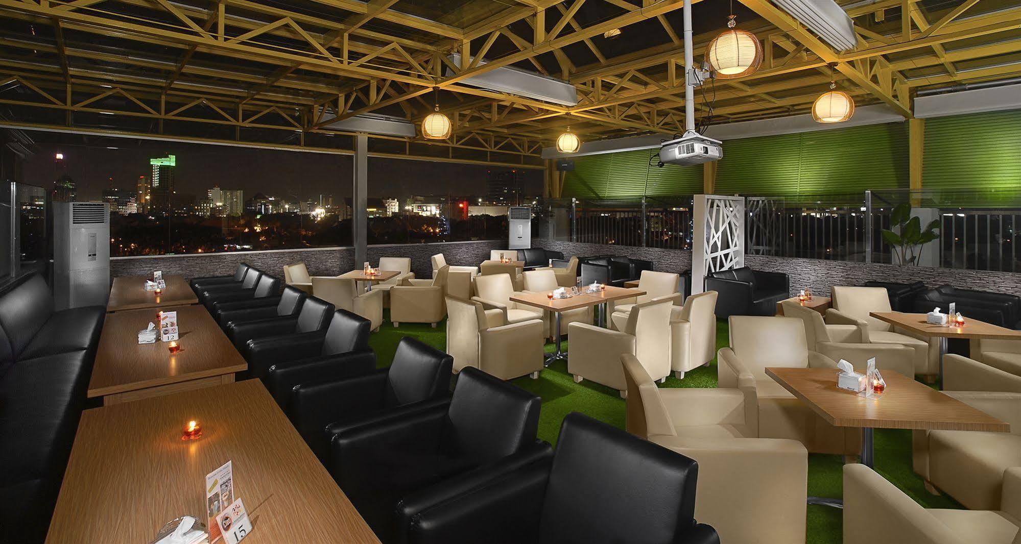 Maumu Hotel & Lounge Surabaja Zewnętrze zdjęcie