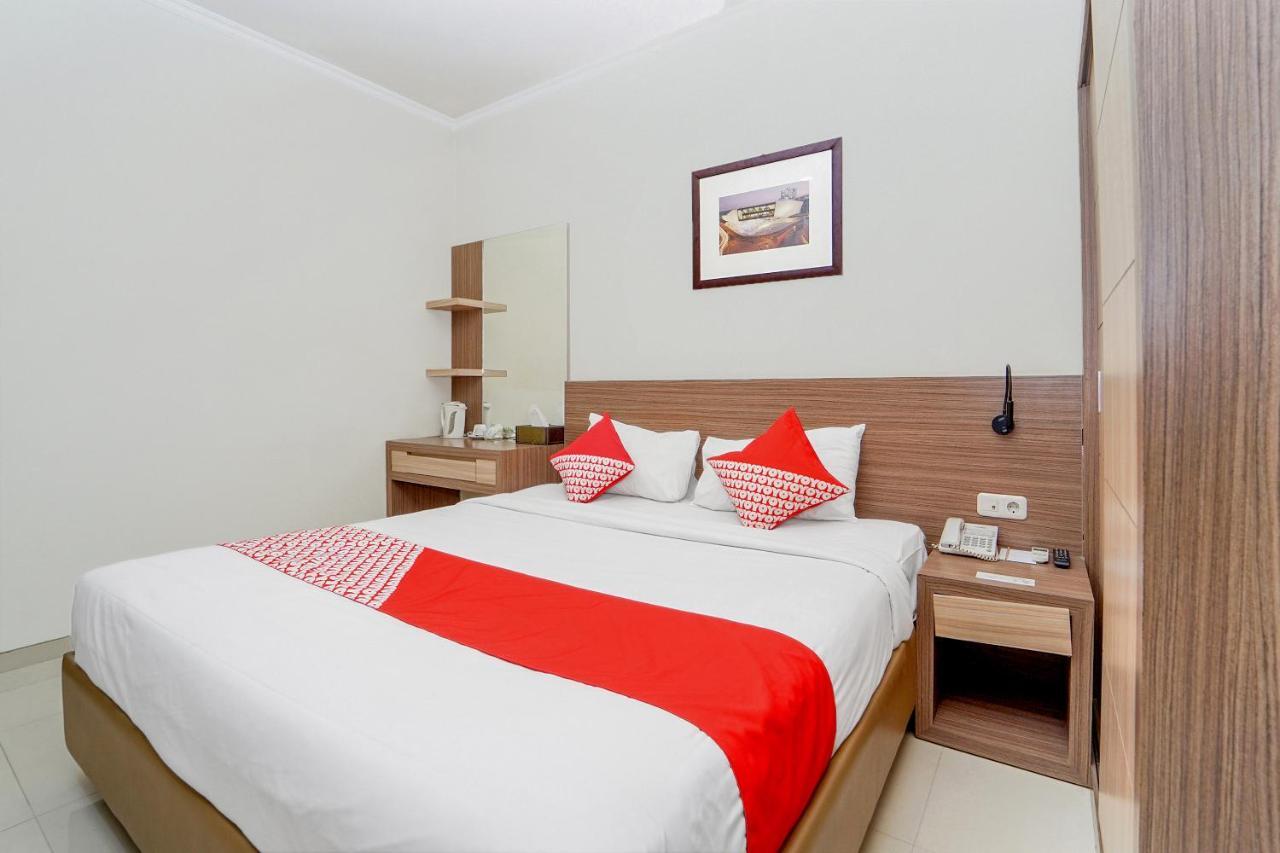Maumu Hotel & Lounge Surabaja Zewnętrze zdjęcie